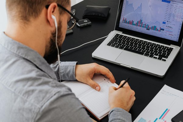 Histoires de succès : Comment le Content Marketing a propulsé ces entreprises au sommet